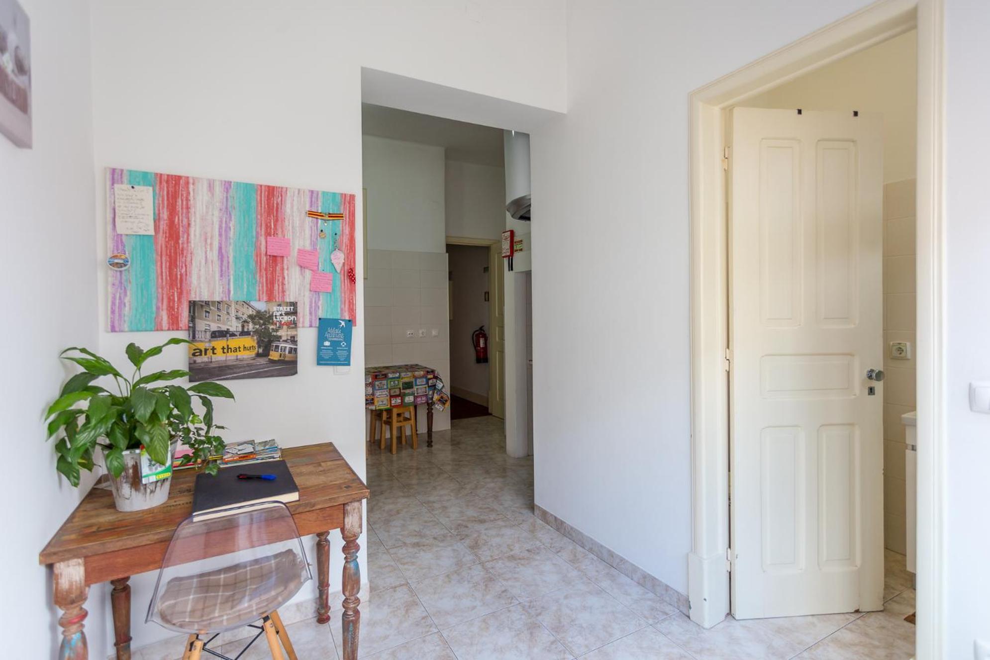 Be Local - Flat With One Bedroom In Moscavide - Lisboa Bagian luar foto